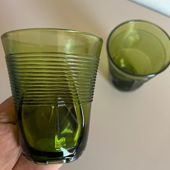 Vintage Green Unbranded Glass Set of 2 - Picture 5 of 6
